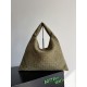 Replica Borsa a tracolla Bottega Veneta Large Hop in camoscio intrecciato verde oliva Imitazioni Outlet Online Italia