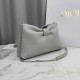 Premio Replica Borsa a tracolla Dior Bow piccola/media con finitura oro Grigio Imitazione Outlet