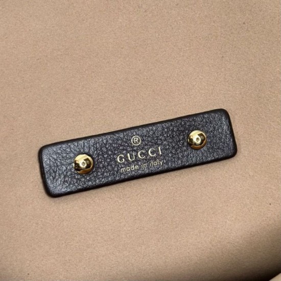 Premio Replica Gucci 837466 Borsa a tracolla maxi Softbit Marrone scuro Imitazione Outlet