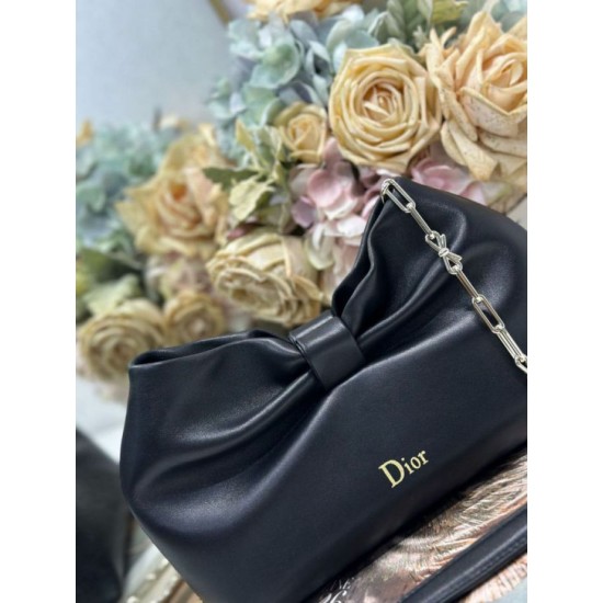 Replica Borsa Dior Bow con fiocco nero e metallo finitura oro False Online Repliche Borsa Dior Bow con fiocco nero e metallo finitura oro Imitazioni Outlet Italia