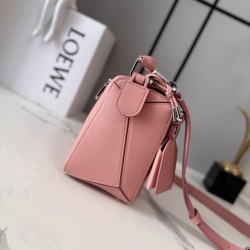 Premio Replica Borsa Loewe Mini Featherlight Puzzle Cipria Imitazione Outlet