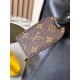 Premio Replica Borsa a tracolla LV CarryAll East West LV Vibe MM M28160 nera Imitazione Outlet