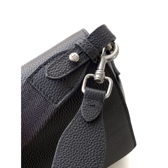 Premio Replica Borsa a tracolla Dior Privé Messenger Uomo con patta nera Imitazione Outlet
