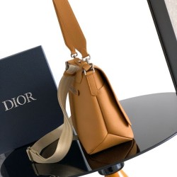 Premio Replica Borsa a tracolla Dior Privé Messenger Uomo con patta Giallo Imitazione Outlet