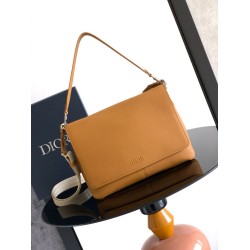 Premio Replica Borsa a tracolla Dior Privé Messenger Uomo con patta Giallo Imitazione Outlet
