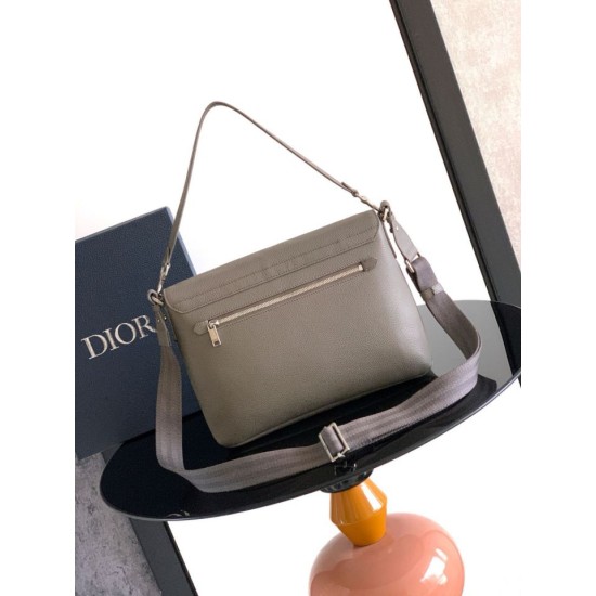 Premio Replica Borsa a tracolla Dior Privé Messenger Uomo con patta Grigia Imitazione Outlet