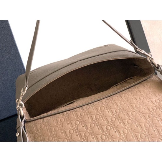 Premio Replica Borsa a tracolla Dior Privé Messenger Uomo con patta Grigia Imitazione Outlet