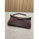 Falso Perfetto YSL Saint Laurent Cassandre Borsa a busta grande con catena scamosciata marrone Imitazione Outlet Online