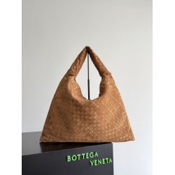 Falso Perfetto Borsa a tracolla Bottega Veneta Large Hop pelle scamosciata marrone Imitazione Outlet Online