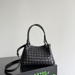 Falso Perfetto Borsa Bottega Veneta Parachute intrecciato nero Imitazione Outlet Online