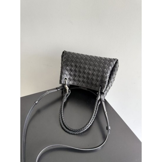 Falso Perfetto Borsa Bottega Veneta Parachute intrecciato nero Imitazione Outlet Online