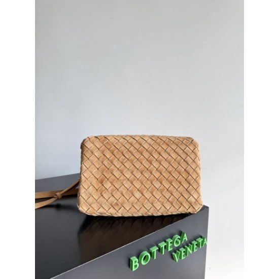 Falso Perfetto Borsa Bottega Veneta Parachute intrecciato marrone Imitazione Outlet Online