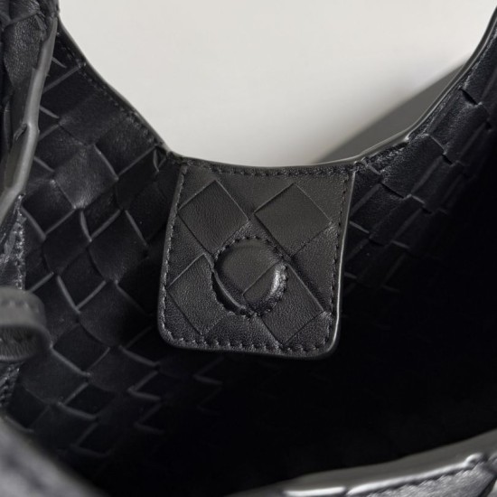 Falso Perfetto Borsa a tracolla Bottega Veneta Campana piccola intrecciata Nero Imitazione Outlet Online