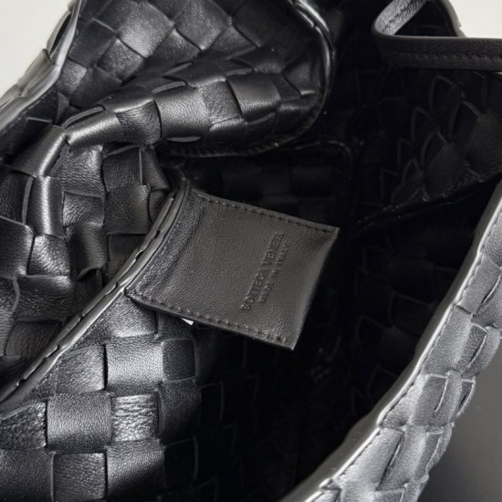 Falso Perfetto Borsa a tracolla Bottega Veneta Campana piccola intrecciata Nero Imitazione Outlet Online