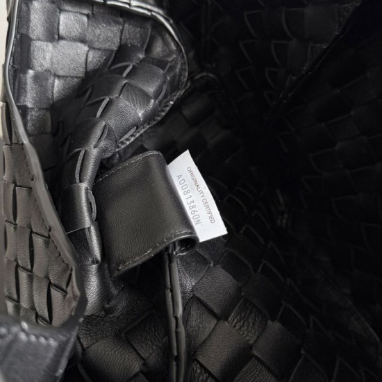 Falso Perfetto Borsa a tracolla Bottega Veneta Campana piccola intrecciata Nero Imitazione Outlet Online