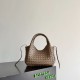 Falso Perfetto Borsa a tracolla Bottega Veneta Campana piccola intrecciata Marrone Imitazione Outlet Online