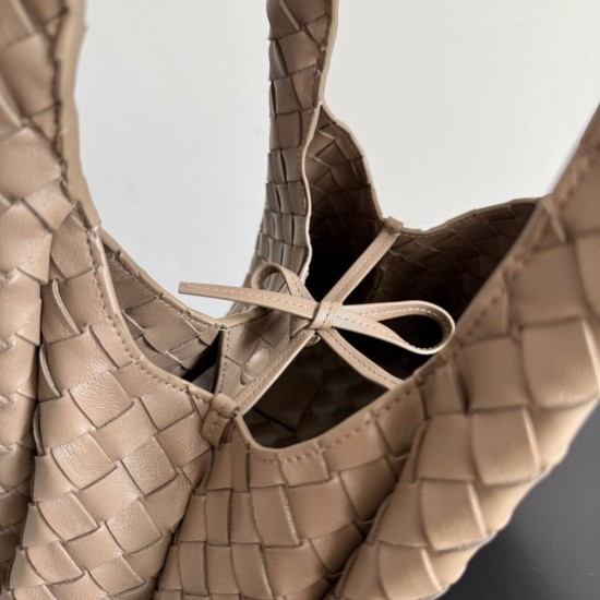 Falso Perfetto Borsa a tracolla Bottega Veneta Campana piccola intrecciata Marrone Imitazione Outlet Online