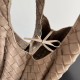 Falso Perfetto Borsa a tracolla Bottega Veneta Campana piccola intrecciata Marrone Imitazione Outlet Online