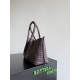 Falso Perfetto Borsa tote reversibile Bottega Veneta Pinacoteca intrecciato bordeaux Imitazione Outlet Online