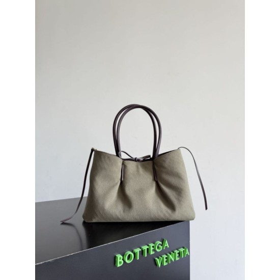 Falso Perfetto Borsa tote reversibile Bottega Veneta Pinacoteca intrecciato bordeaux Imitazione Outlet Online
