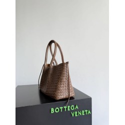 Falso Perfetto Borsa tote reversibile Bottega Veneta Pinacoteca intrecciato Marrone Imitazione Outlet Online