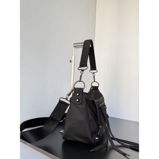 Premio Replica Borsa a tracolla piccola Balenciaga Le City Moto nylon nera Imitazione Outlet