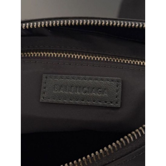 Premio Replica Borsa a tracolla piccola Balenciaga Le City Moto nylon nera Imitazione Outlet