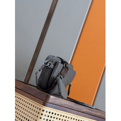 Premio Replica Dior Saddle Triple Pouch Dior Gravity Uomo grigio Imitazione Outlet