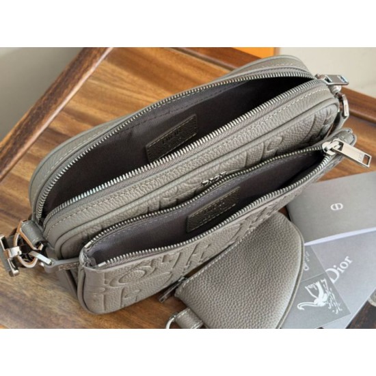 Premio Replica Dior Saddle Triple Pouch Dior Gravity Uomo grigio Imitazione Outlet