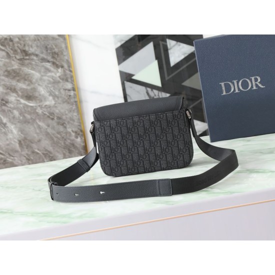 Premio Replica Borse a tracolla Dior Saddle piccola con patta nera Imitazione Outlet
