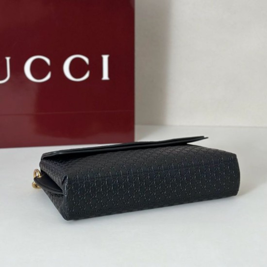 Premio Replica Borsa a tracolla media Gucci GG rilievo con catena 857622 Nero Imitazione Outlet