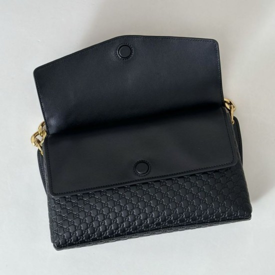Premio Replica Borsa a tracolla media Gucci GG rilievo con catena 857622 Nero Imitazione Outlet
