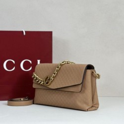 Premio Replica Borsa a tracolla Gucci media con motivo GG goffrato e catena 857622 marrone chiaro Imitazione Outlet