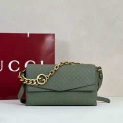 Premio Replica Borsa a tracolla Gucci media con motivo GG goffrato e catena 857622 verde Imitazione Outlet