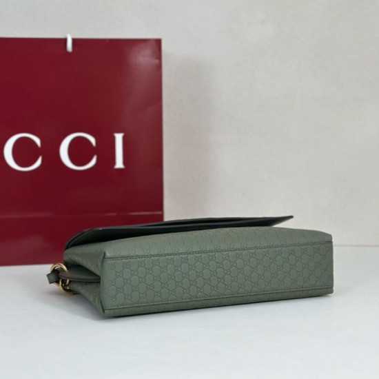 Premio Replica Borsa a tracolla Gucci media con motivo GG goffrato e catena 857622 verde Imitazione Outlet