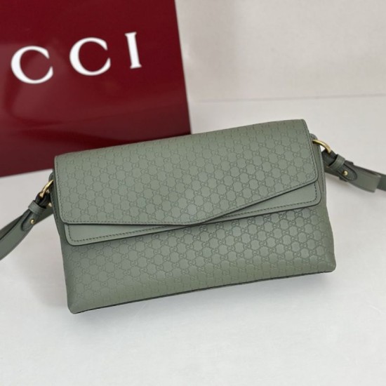 Premio Replica Borsa a tracolla Gucci media con motivo GG goffrato e catena 857622 verde Imitazione Outlet