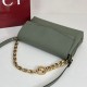 Premio Replica Borsa a tracolla Gucci media con motivo GG goffrato e catena 857622 verde Imitazione Outlet
