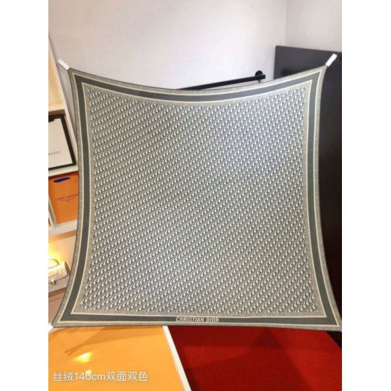 Premio Replica Sciarpa quadrata reversibile in seta e cashmere Dior Oblique Diortwin grigio/nero 140 x 140 Imitazione Outlet