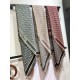 Premio Replica Sciarpa quadrata reversibile in seta e cashmere Dior Oblique Diortwin bordeaux/nero 140 x 140 Imitazione Outlet