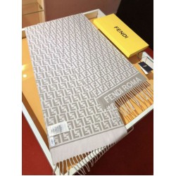 Replica Sciarpa Fendi FF in misto lana e cashmere grigio tortora 32 x 200 False Online Premio Replica Sciarpa Fendi FF in misto lana e cashmere grigio tortora 32 x 200 Imitazione Outlet