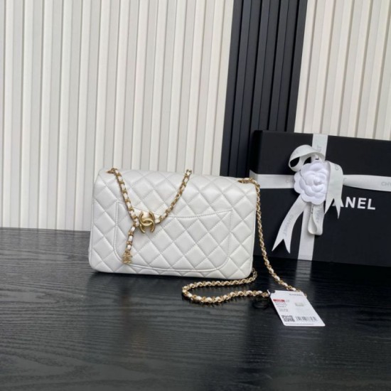Replica Borse Chanel AS5756 piccola Rettangolare con patta e manico superiore bianca Imitazioni perfette Outlet