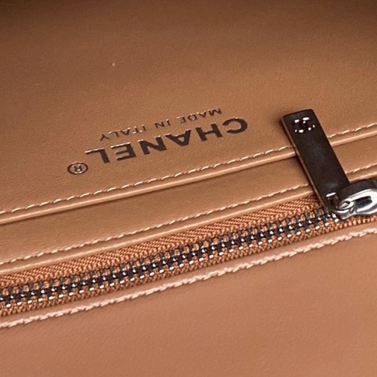 Replica Borse Chanel AS5756 Mini Rettangolare con patta e manico superiore caramello Imitazioni perfette Outlet
