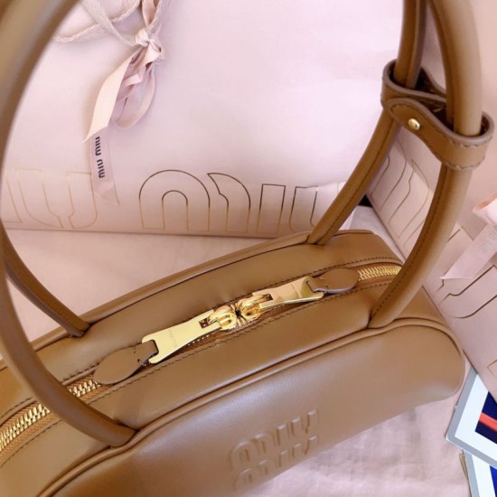 Replica Borse a mano Miu Miu Beau marrone cognac 5BB193 Marrone Imitazioni perfette Outlet