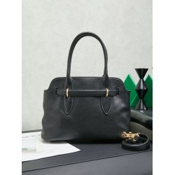 Repliche Borse tote Miu Miu Adventure nappa 5BA292 Nero False Online Replica Borse tote Miu Miu Adventure nappa 5BA292 Nero Imitazioni perfette Outlet