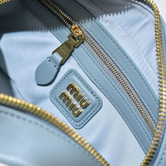 Replica Borsa con manico superiore Miu Miu Arcadie matelassé Blu Imitazioni perfette Outlet