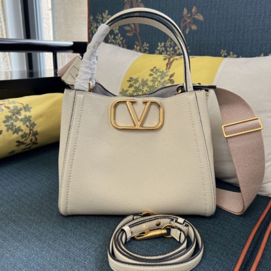 Replica Borsa a mano media Valentino Garavani Alltime vitello granato Beige Imitazioni perfette Outlet