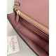 Replica Portafoglio con catena Valentino Garavani Rockstud Rosa Imitazioni perfette Outlet