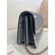 Replica Borsa a tracolla piccola con patta Valentino Garavani Rockstud Blu Imitazioni perfette Outlet