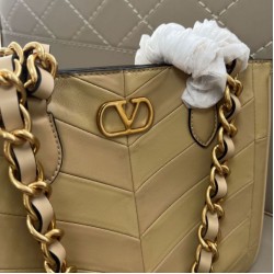 Replica Borsa shopping piccola/media Valentino Garavani Laseine Imitazioni perfette Outlet