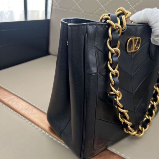 Replica Borsa shopping piccola/media Valentino Garavani Laseine Nero Imitazioni perfette Outlet